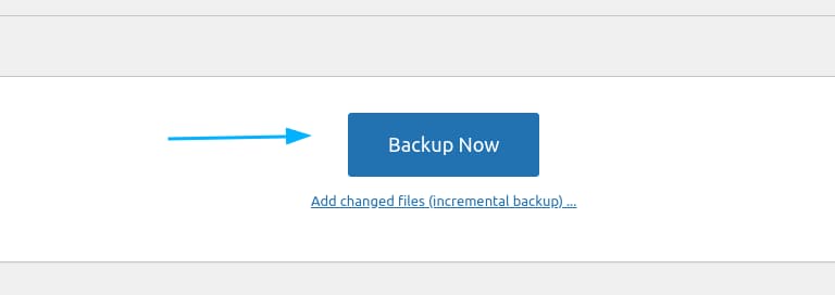 Backup button in UpdraftPlus to back up your wordpress website